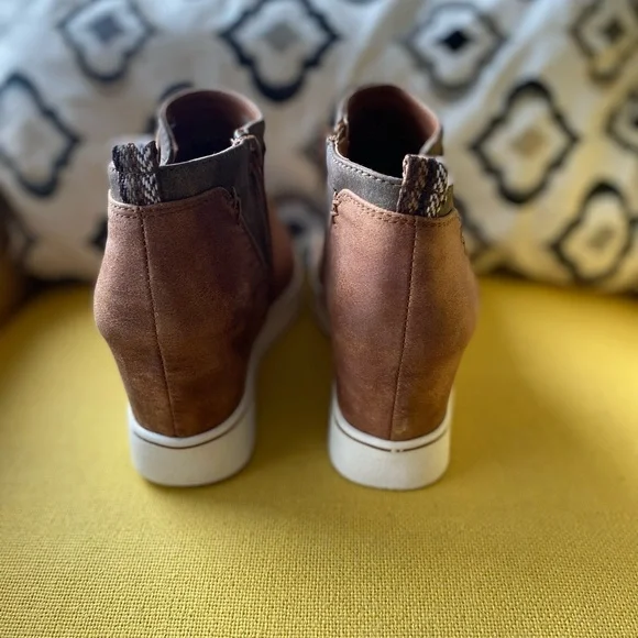 SUGAR brown wedge sneakers - Picture 9 of 9